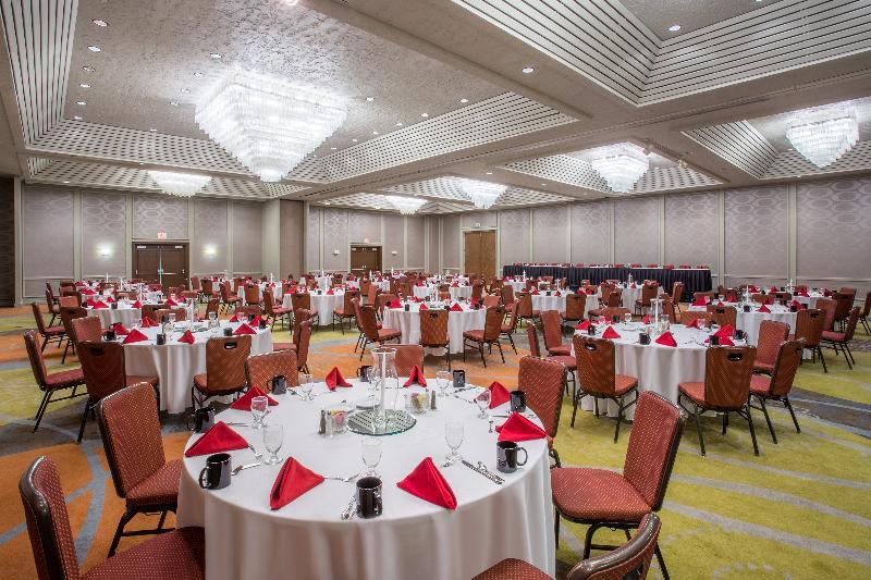 Crowne Plaza Columbus North - Worthington By Ihg Hotel Exterior foto