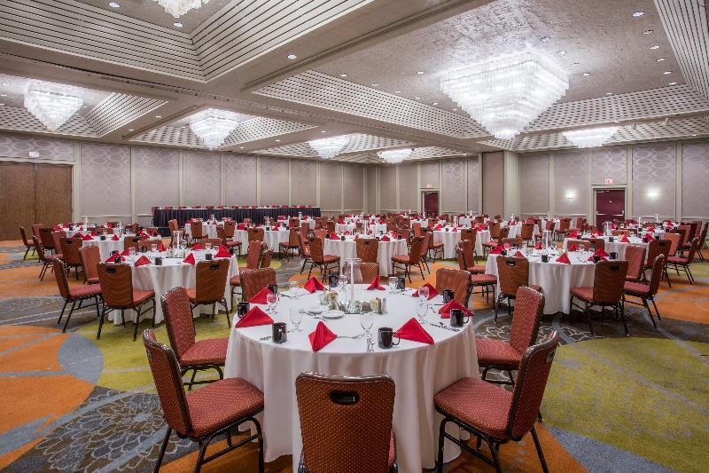 Crowne Plaza Columbus North - Worthington By Ihg Hotel Exterior foto